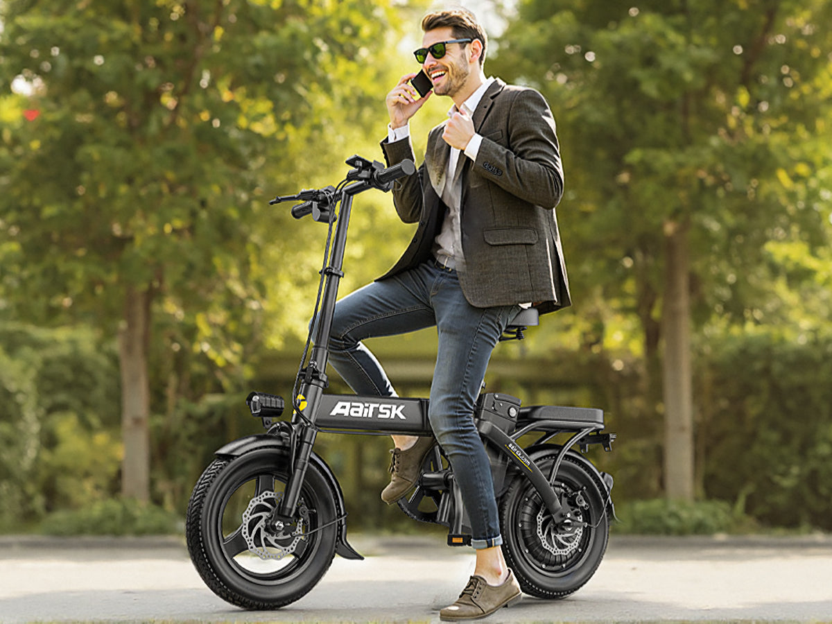Folding E-Bikes